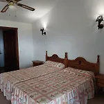 Rural Portilla De Monfraguee מלון