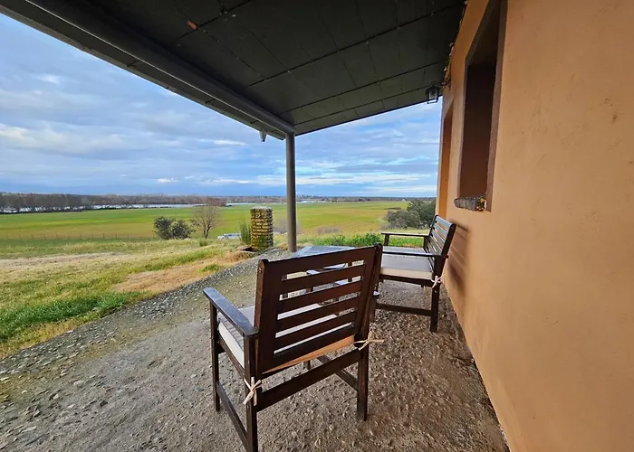 Hotel Rural Portilla De Monfraguee 2*