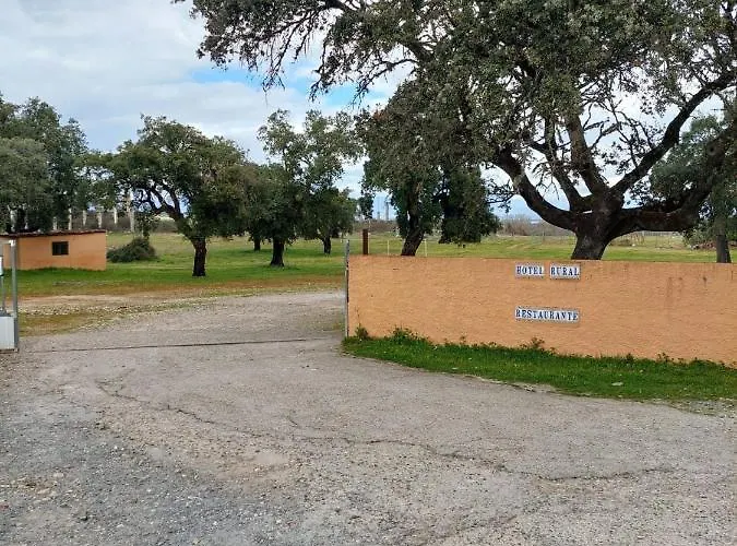 Rural Portilla De Monfraguee Hotel
